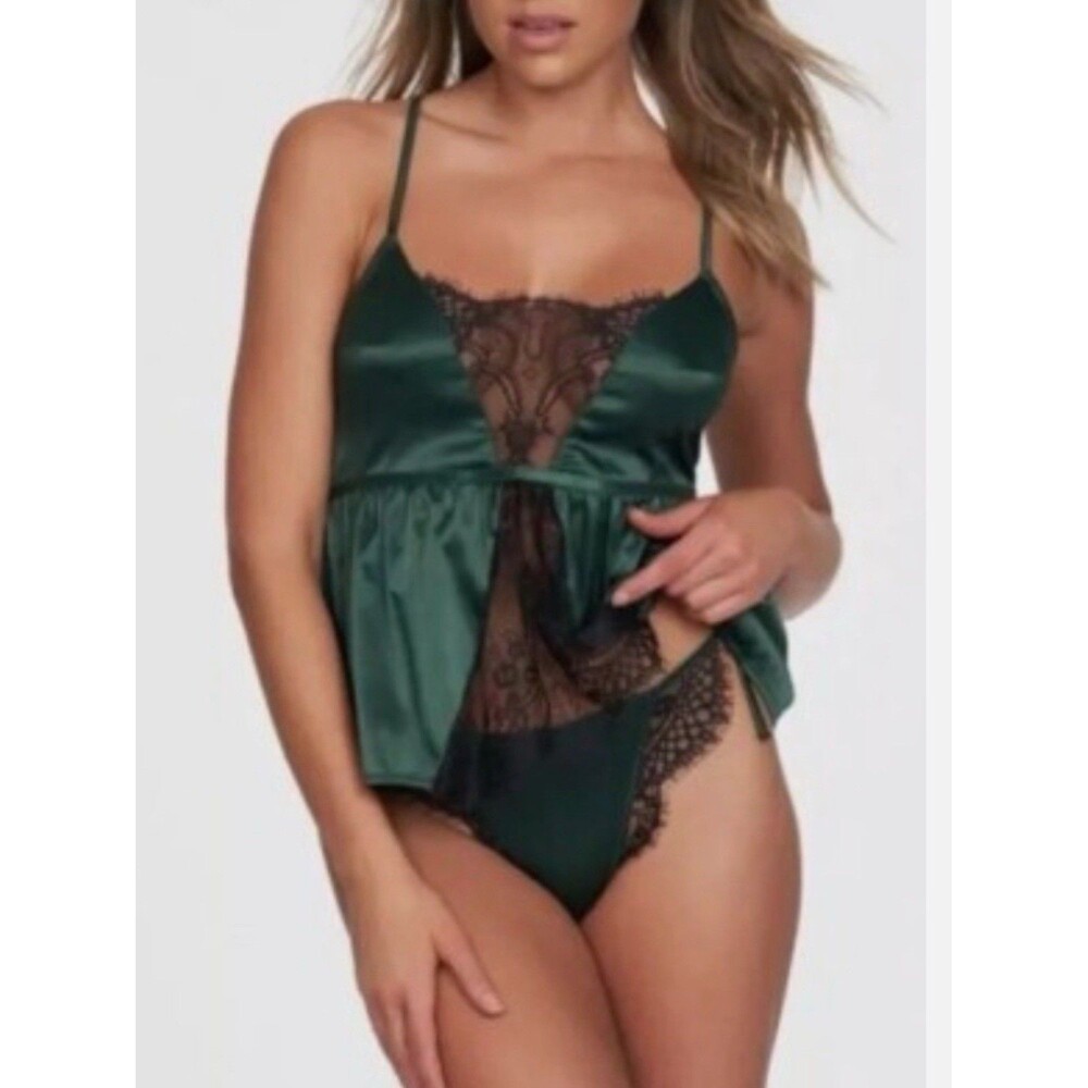 Frederick's of Hollywood Cami Set Womens L/XL Etta Short PJ Tanga 2-Piece Pine